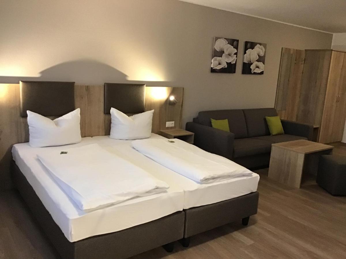 רוזנהיים Gasthof Hotel Esterer מראה חיצוני תמונה