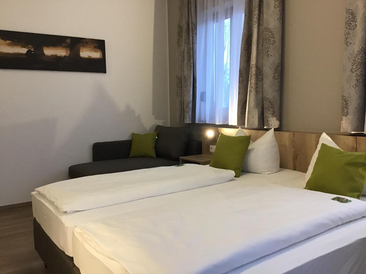 רוזנהיים Gasthof Hotel Esterer מראה חיצוני תמונה
