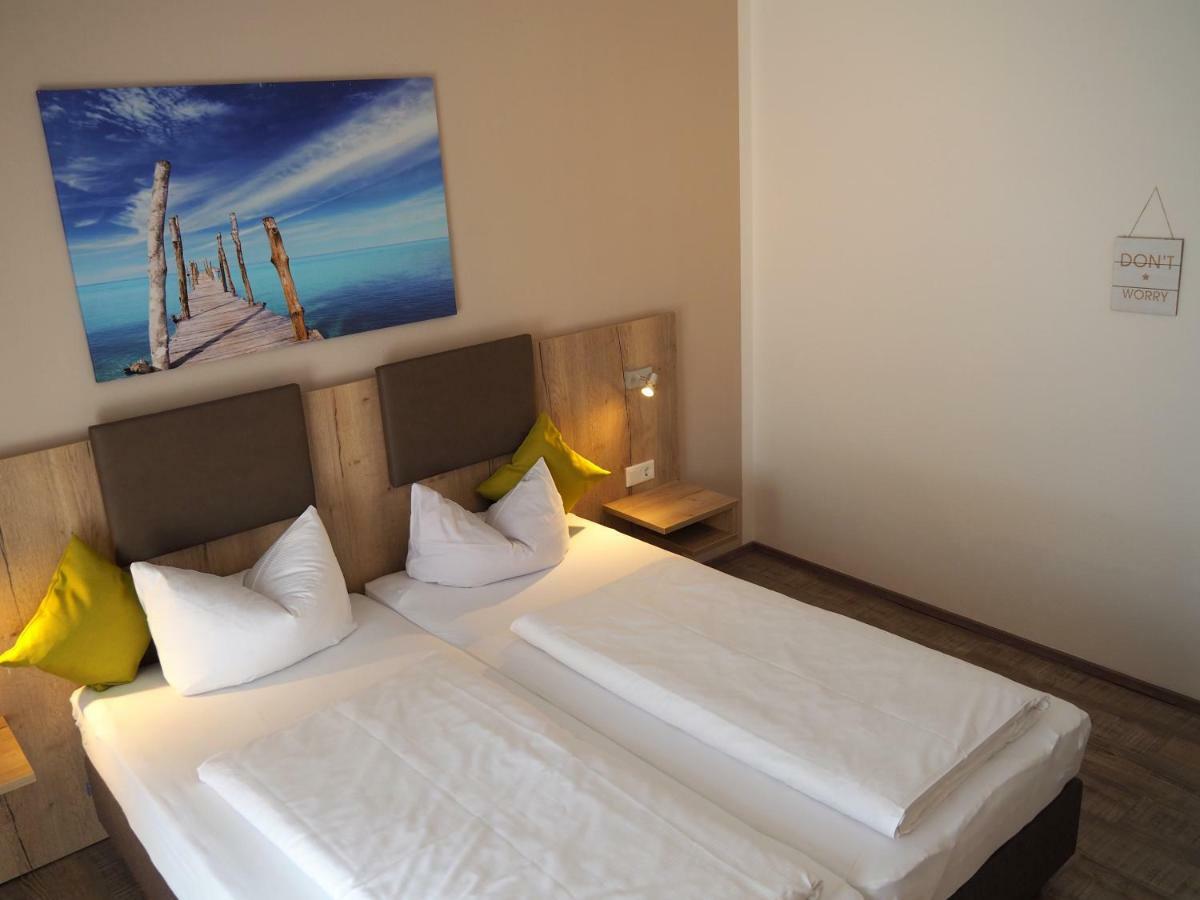רוזנהיים Gasthof Hotel Esterer מראה חיצוני תמונה